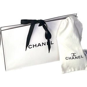 SOLD🎈🎈 CHANEL CC Blue Lens Silver Sunglasses